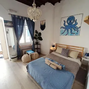 Octopus Blue , Mykonos Town Grecia